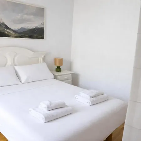 Encantador Urban Victoria דירה *